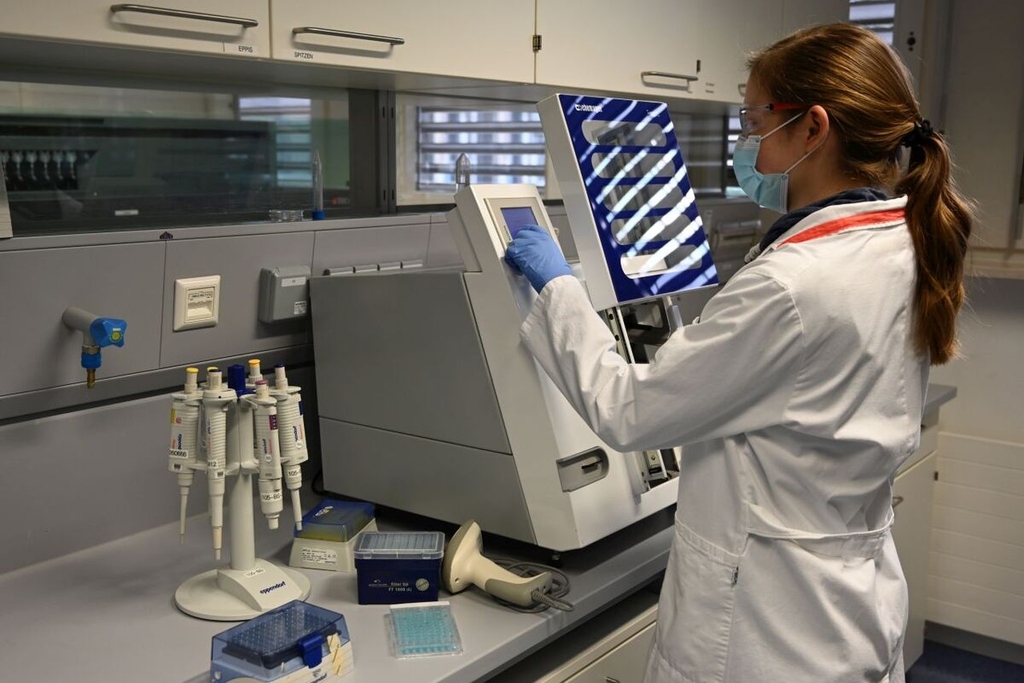 Das Gerät der PerkinElmer chemagen Technologie GmbH basiert auf einem Patent des KIT zur Manipulation magnetischer Partikel. (Foto: IFG, KIT)